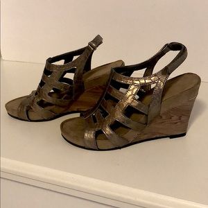 Metallic Aerosoles sandals Size 6